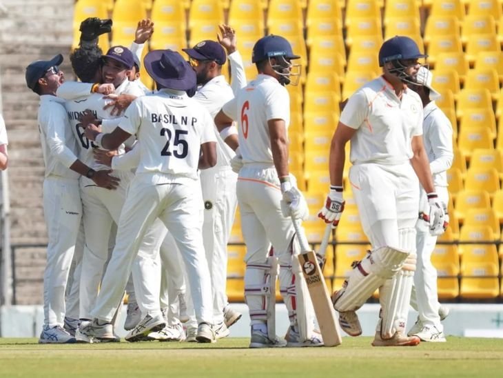 Ranji Trophy 2025 Final; Vidarbha Vs Kerala Score Update | Karun Nair Yash Rathod | रणजी ट्रॉफी फाइनल- लंच तक विदर्भ 81/3: दानिश मालेवार-करुण नायर नाबाद; केरल के लिए निधिश ने 2 विकेट लिए