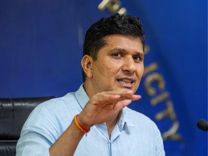 Saurabh Bhardwaj is the new president of Delhi AAP | सौरभ भारद्वाज दिल्ली AAP के नए प्रदेश अध्यक्ष: पूर्व मंत्री गोपाल राय की जगह ली, मनीष सिसोदिया पंजाब के प्रभारी बने