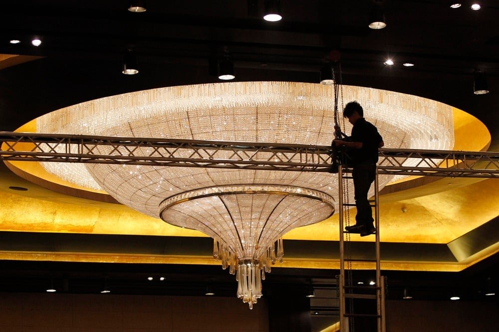 China’s Oppression Is Silent but Omnipresent in Perry Link’s ‘The Anaconda in the Chandelier’