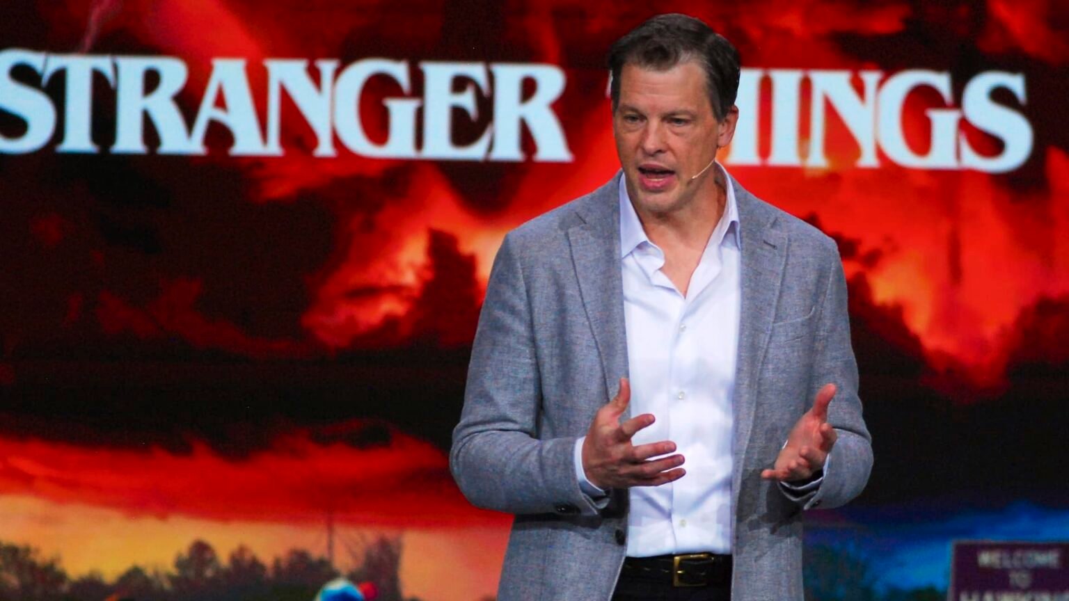 Netflix maintained its 2025 guidance. There’s a catch