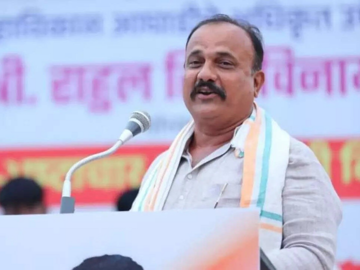 Maharashtra Politics; Congress Vs BJP Shiv Sena NCP | Farmer Loan Waiver | कांग्रेस बोली- महायुति के नेताओं को गजनी सिंड्रोम हुआ: किसानों की कर्जमाफी से पलटे; बुआई सीजन से पहले कर्जा माफ करें, वरना आंदोलन करेंगे