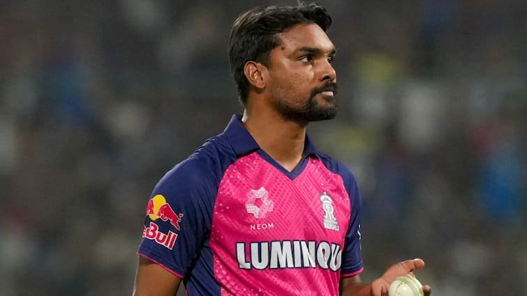 dc vs rr sandeep sharma who bowled the super over is included in unwanted list bowled 11 balls in one over