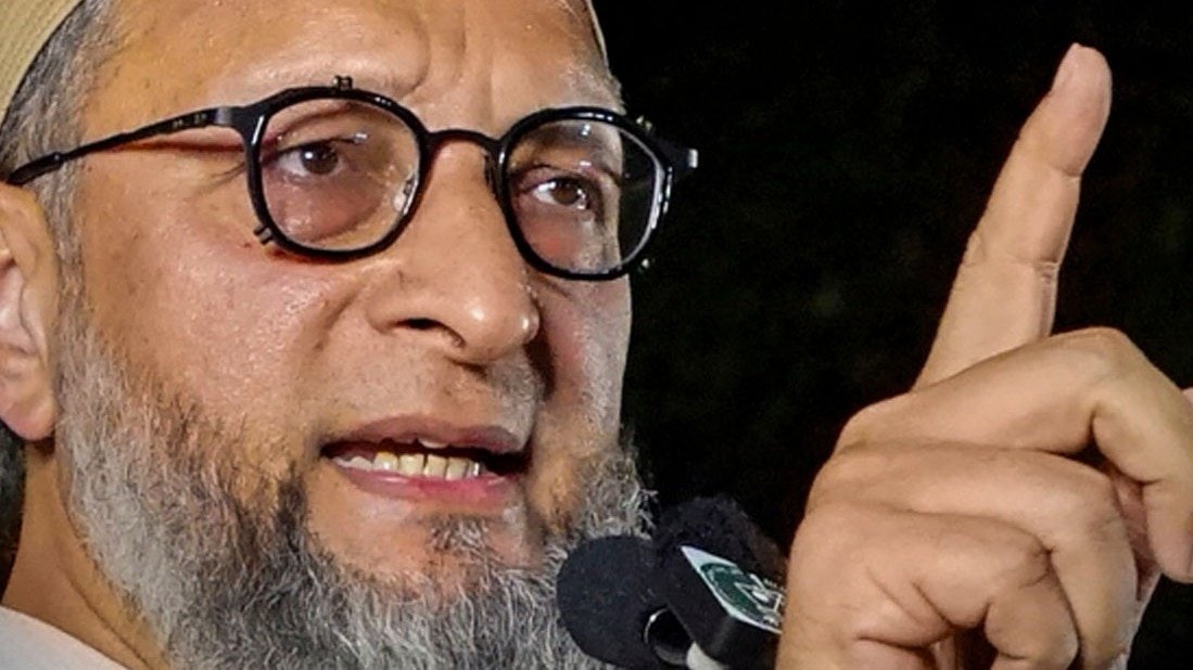 Nuclear Bomb की धमकी पर आया Owaisi का जवाब