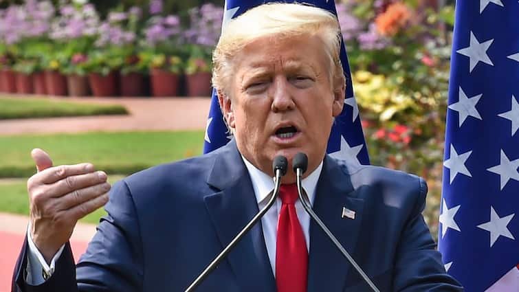 Donald Trump administration warned Harvard University 1 billion dollar funding cut threat
