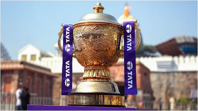 IPL 2025 Purple cap is sure to be snatched from Noor Ahmed list of contenders has changed Suryakumar is also included in race for Orange Cap