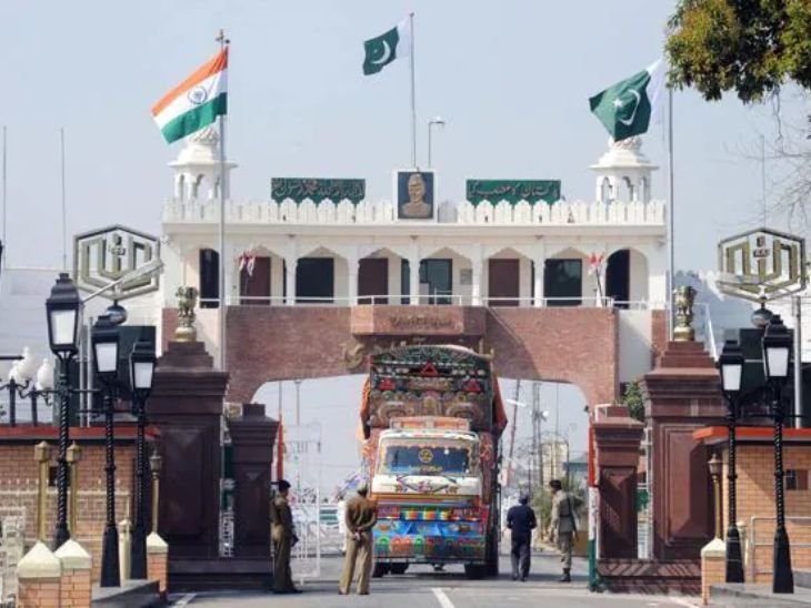 Indian goods are reaching Pakistan by bypassing trade restrictions | व्यापार प्रतिबंधों को बायपास करके भारतीय माल पाकिस्तान पहुंच रहा: लेबल बदलकर हर साल 85 हजार करोड़ का सामान पहुंचाने का दावा, GTRI की रिपोर्ट