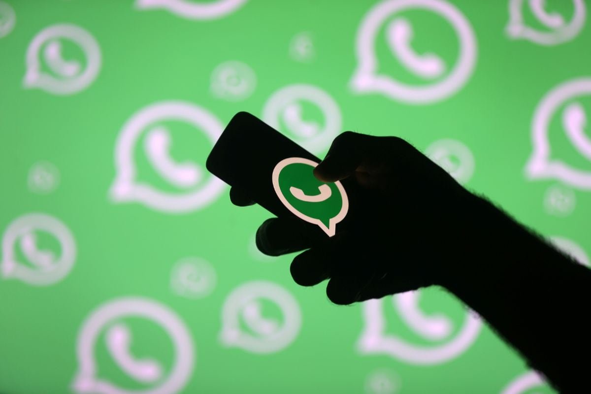 WhatsApp iOS Beta 25101070 Adds Advanced Chat Privacy No Media Save Chat Export Beta