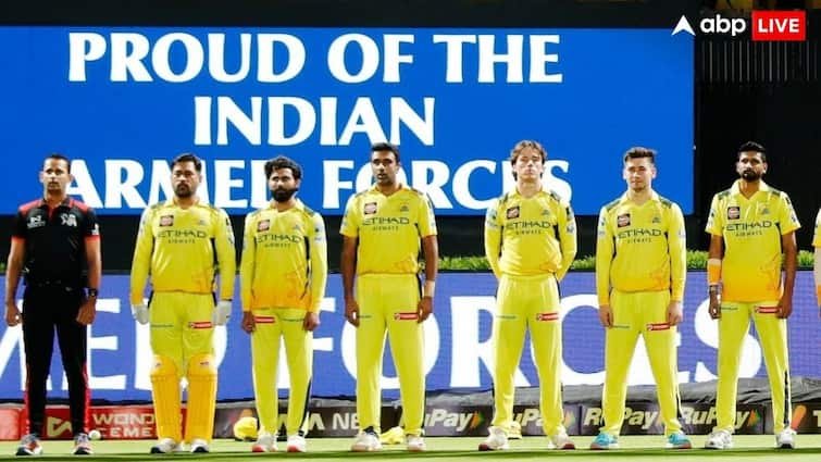 Operation Sindoor by Indian Army BCCI and public salute in CSK vs KKR live match with National Anthem and Vande Mataram | ‘ऑपरेशन सिंदूर’ के लिए BCCI ने भारतीय सेना को किया सैल्यूट, स्टेडियम में लोगों ने गाया
