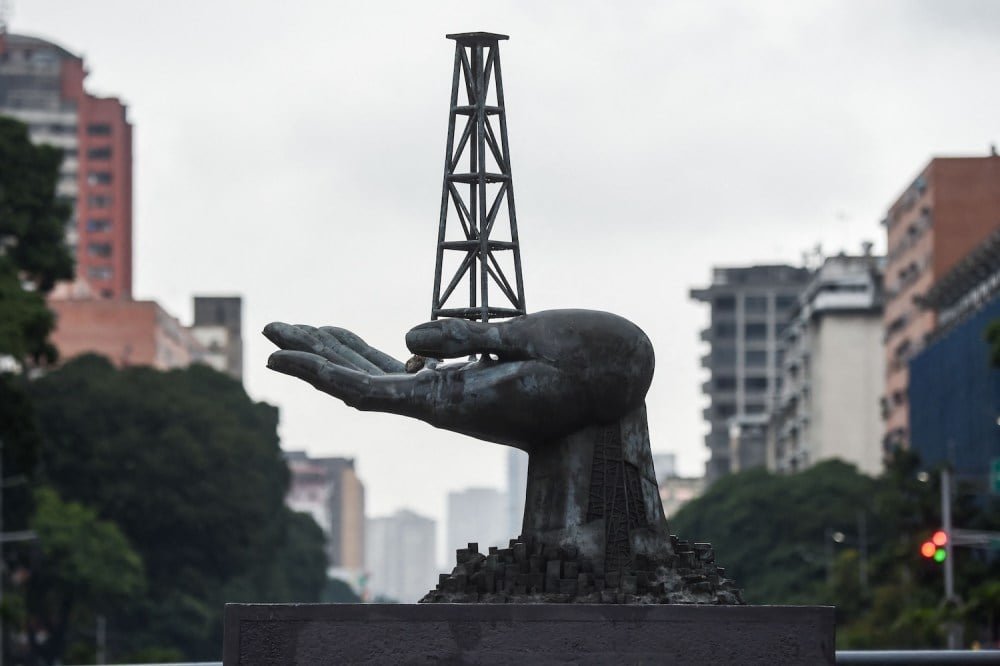 Trump In Talks with Maduro’s Venezuela Over Oil, Migration, Democracy