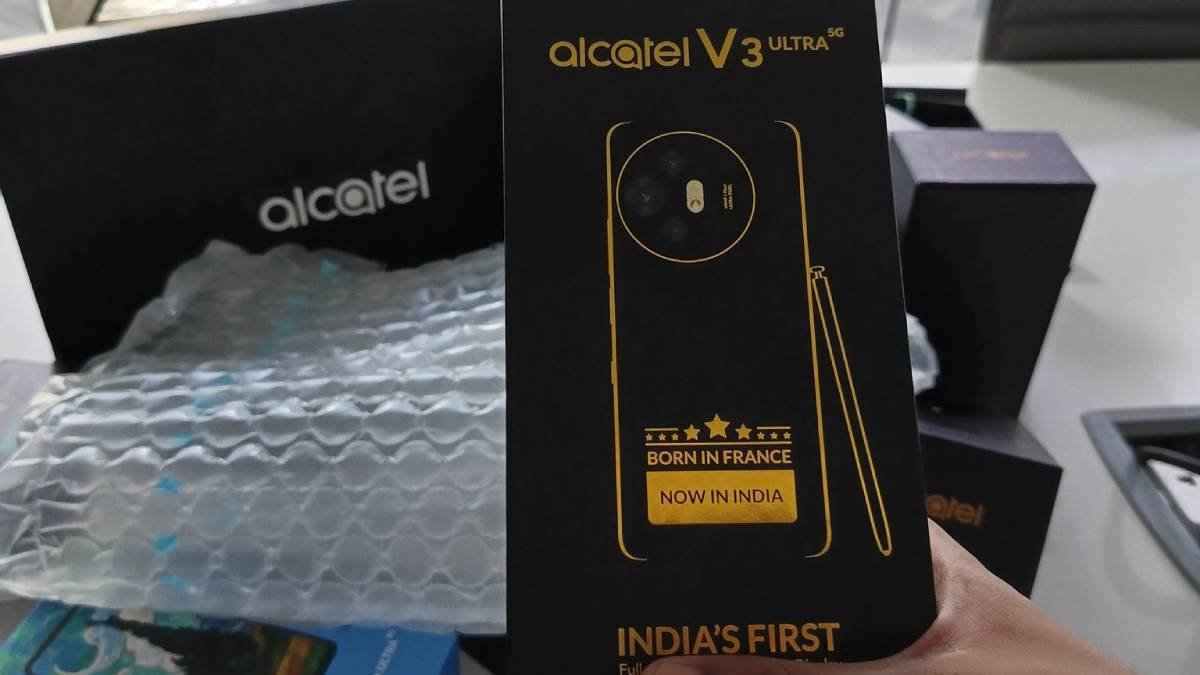 Alcatel V3 Ultra का रिटेल बॉक्स आया सामने, 3 कैमरे समेत मिलेंगे ये तगड़े फीचर्स