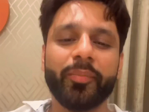 Singer rahul vaidya calls virat kohli fans jokers after avneet kaur like controversy instagram | राहुल वैद्य ने विराट कोहली को बताया ‘जोकर’: टीवी एक्ट्रेस अवनीत की पोस्ट लाइक करने पर उड़ाया मजाक, भड़के फैंस ने दीं गालियां