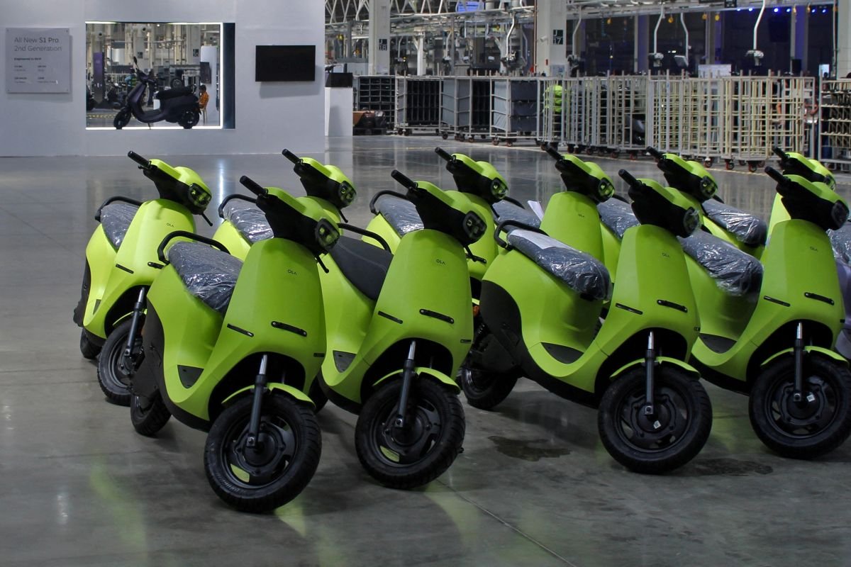 Ola Electric in problem, SEBI looking into Sales Data Mismatch of Company