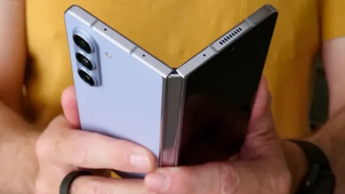 Samsung Galaxy Z Fold 7, Z Flip 7 के कई फीचर्स कंफर्म, होंगे Android 16 वाले पहले फोन?