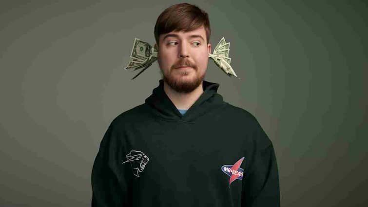 MrBeast created history worlds first YouTuber to have 400 million subscribers, how much does he earn